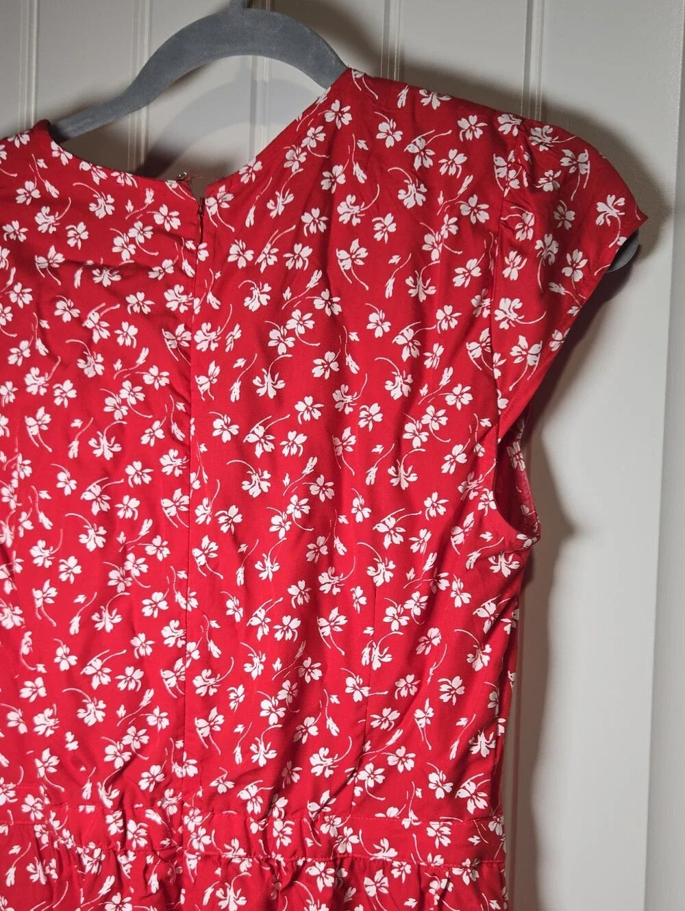 J. Crew Red Floral Faux Wrap Mini Dress V Neck Ruffle Hem Preppy Romantic